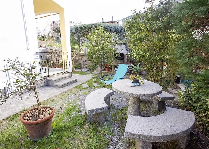 La Posta - Goelba * Pomonte